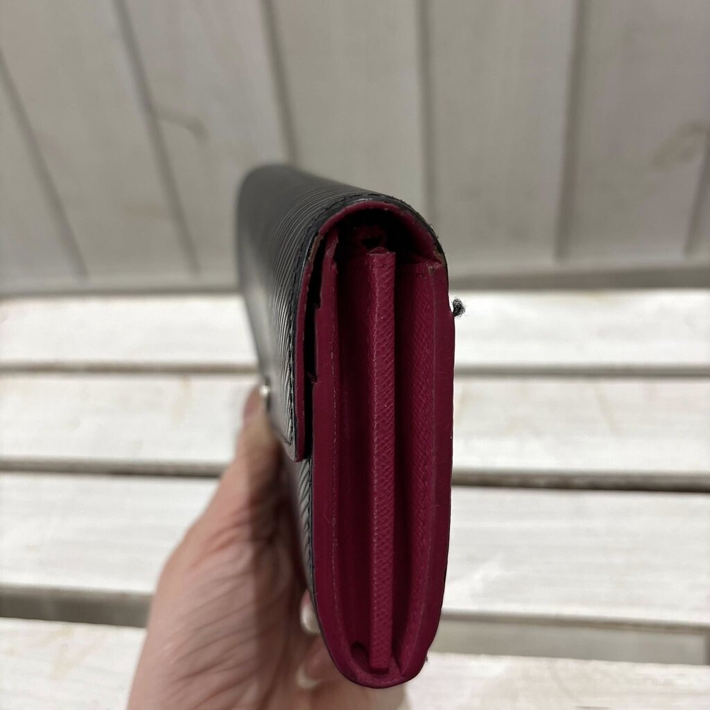 Louis Vuitton Epi Sarah Wallet