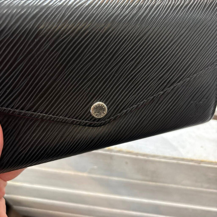 Louis Vuitton Epi Sarah Wallet