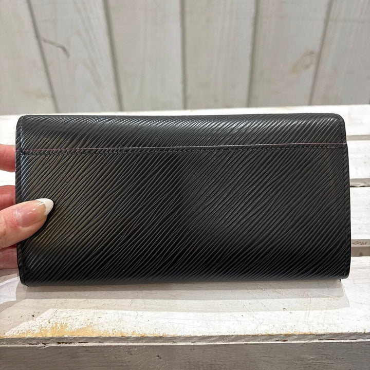 Louis Vuitton Epi Sarah Wallet