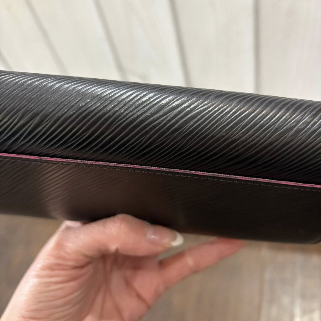 Louis Vuitton Epi Sarah Wallet