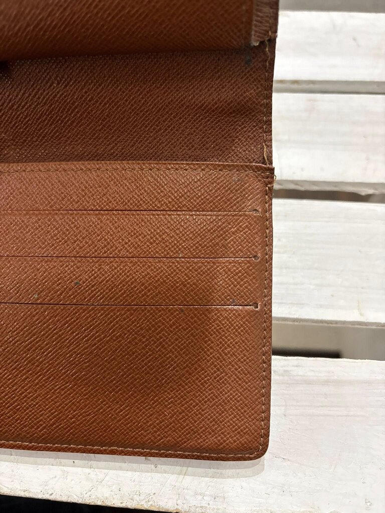 Louis Vuitton Monogram Portefeuille Sarah Wallet