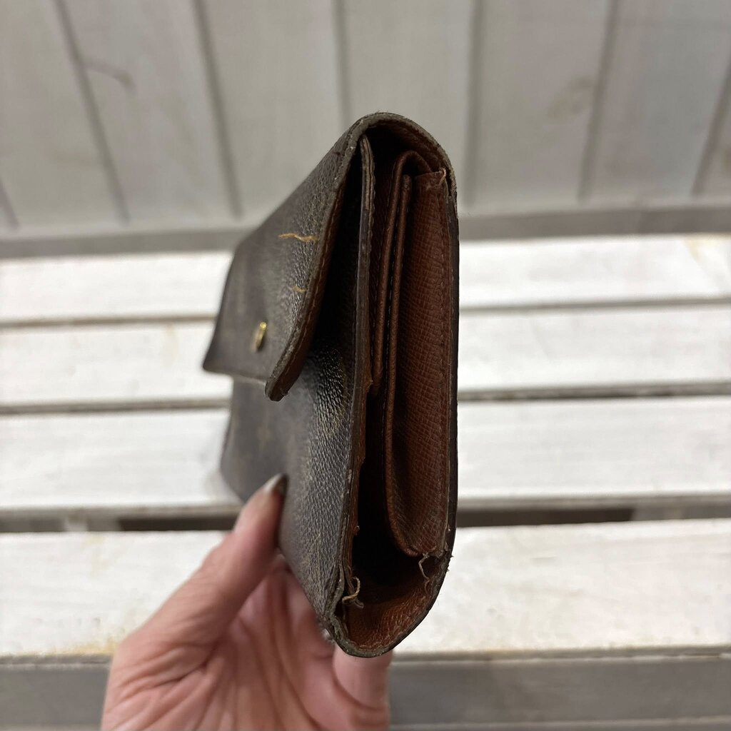 Louis Vuitton Monogram Portefeuille Sarah Wallet