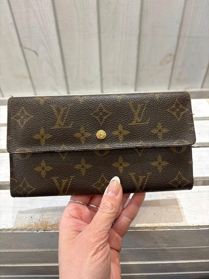 Louis Vuitton Monogram Portefeuille Sarah Wallet