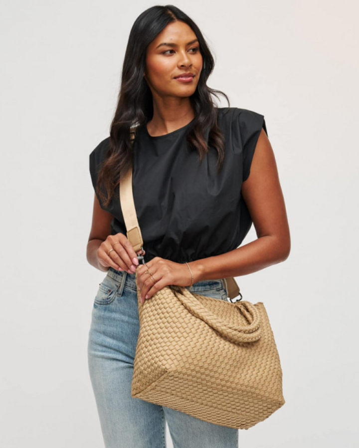 Sol and Selene NWT Sky's The Limit Tote In Nude (Retails for $150)