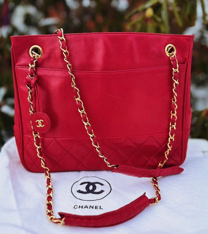 Chanel Matelasse Calfskin Chain Shoulder Bag