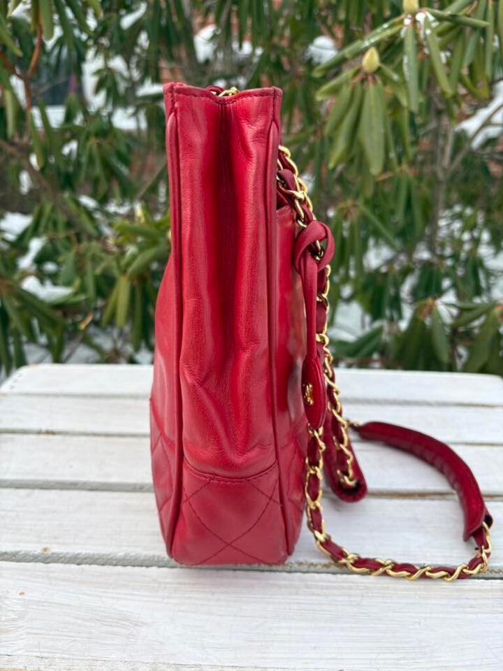 Chanel Matelasse Calfskin Chain Shoulder Bag