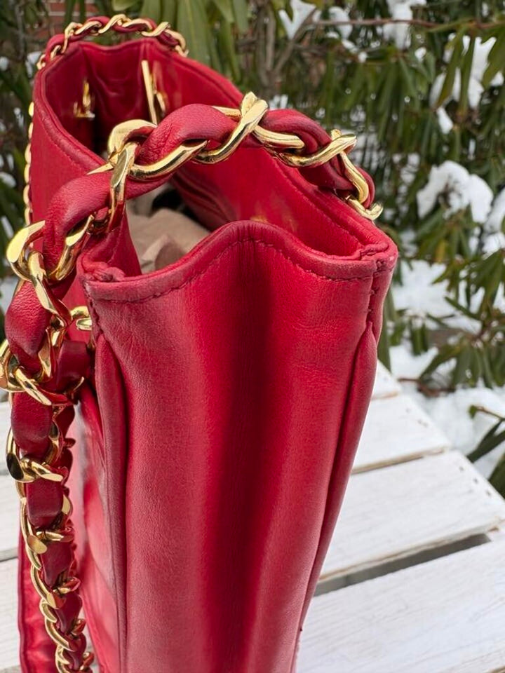 Chanel Matelasse Calfskin Chain Shoulder Bag