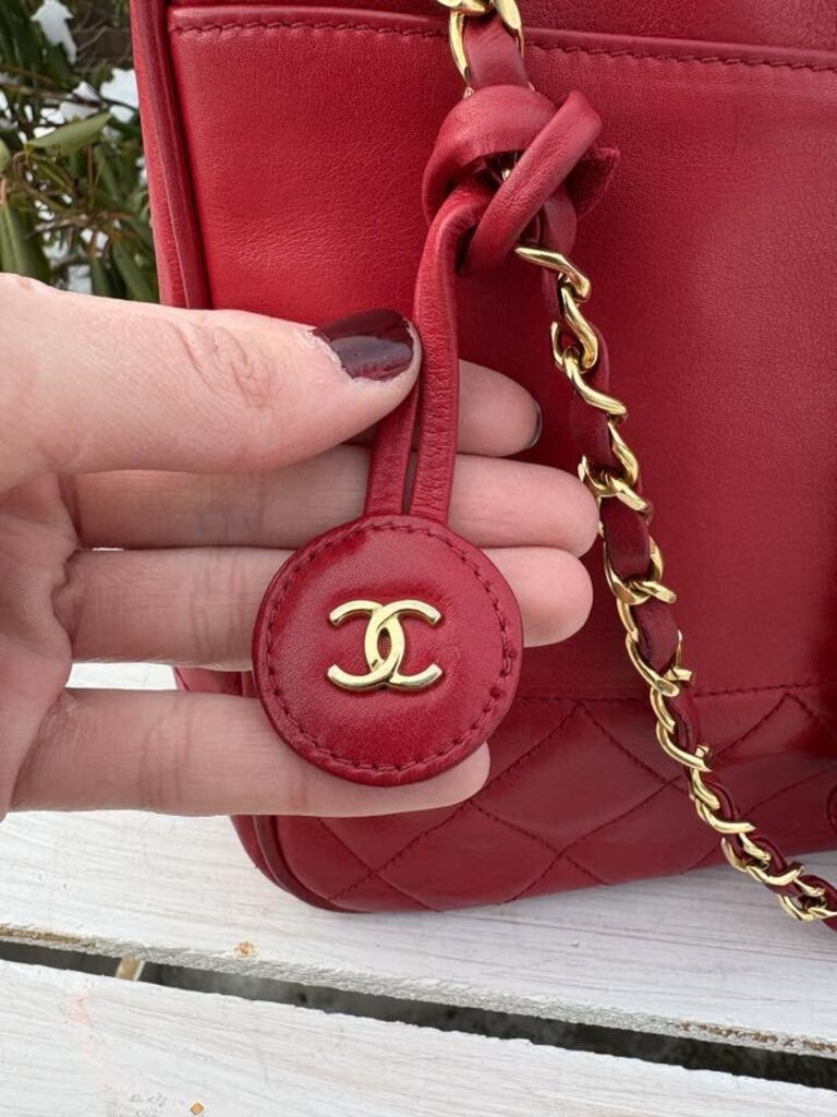 Chanel Matelasse Calfskin Chain Shoulder Bag