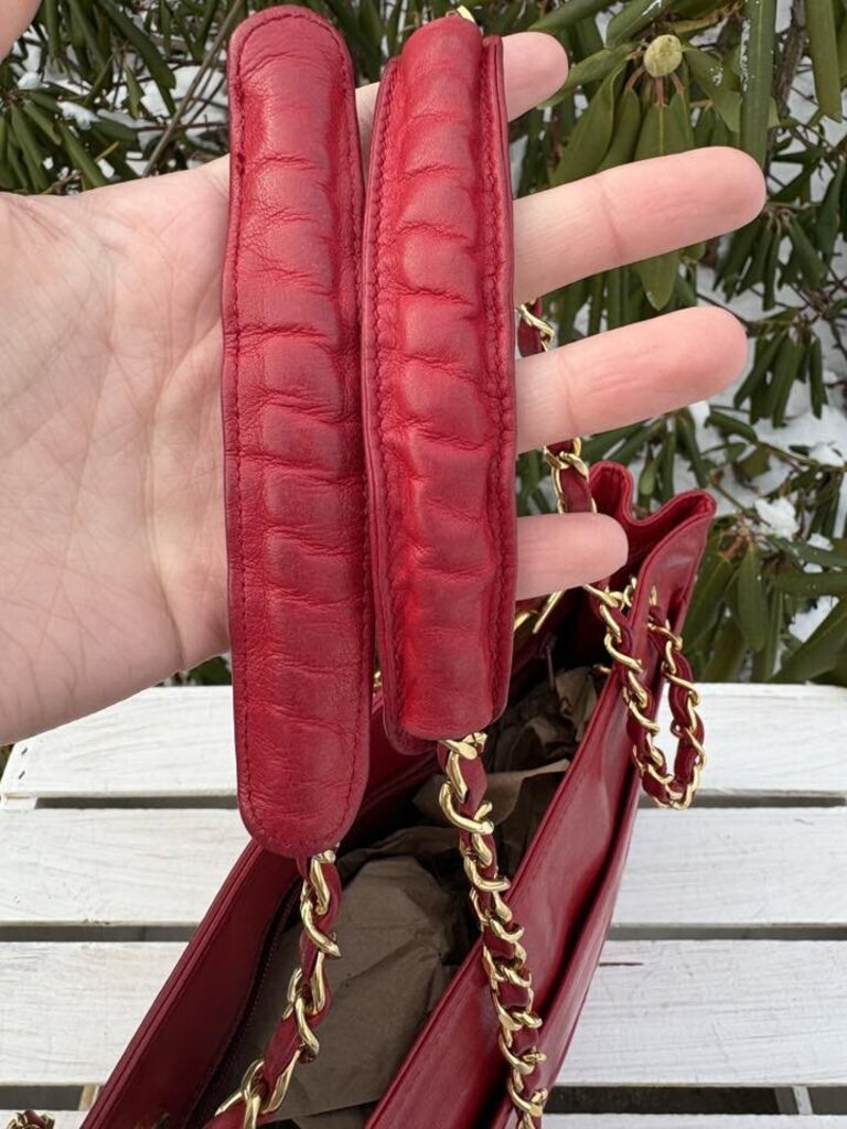 Chanel Matelasse Calfskin Chain Shoulder Bag