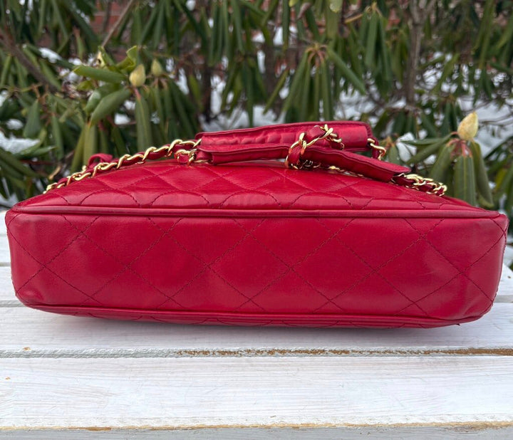 Chanel Matelasse Calfskin Chain Shoulder Bag