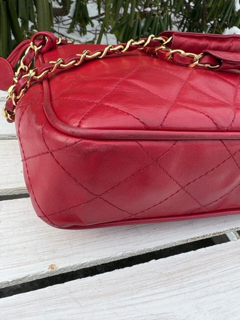 Chanel Matelasse Calfskin Chain Shoulder Bag