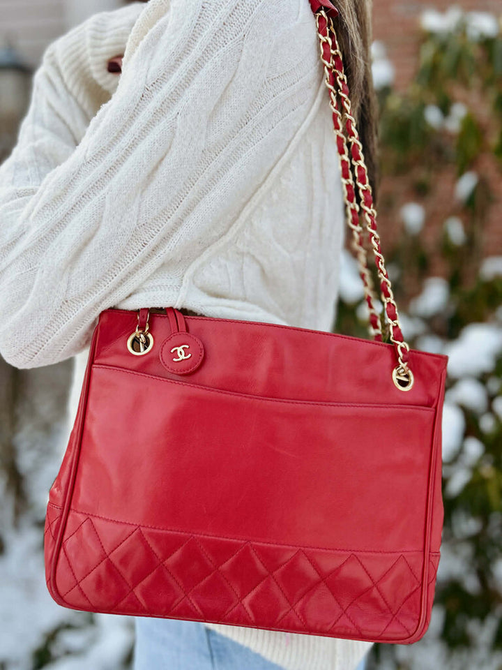 Chanel Matelasse Calfskin Chain Shoulder Bag