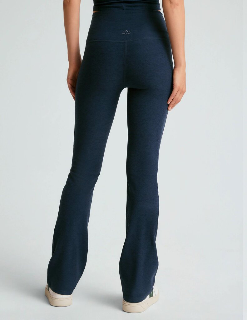 Beyond Yoga NWT Spacedye Practice High Waisted Bootcut Pant in Nocturnal Navy - Size Small
