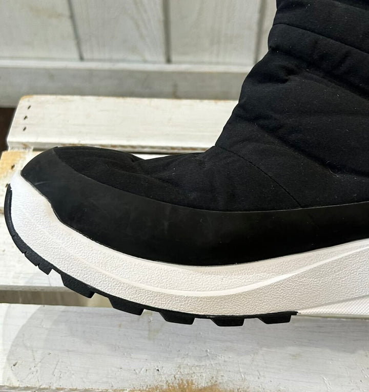 The North Face Nuptse II Boot - Size 10.5