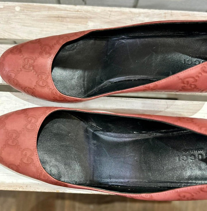 Gucci Signature GG Embossed Leather Pink Pumps - Size 40