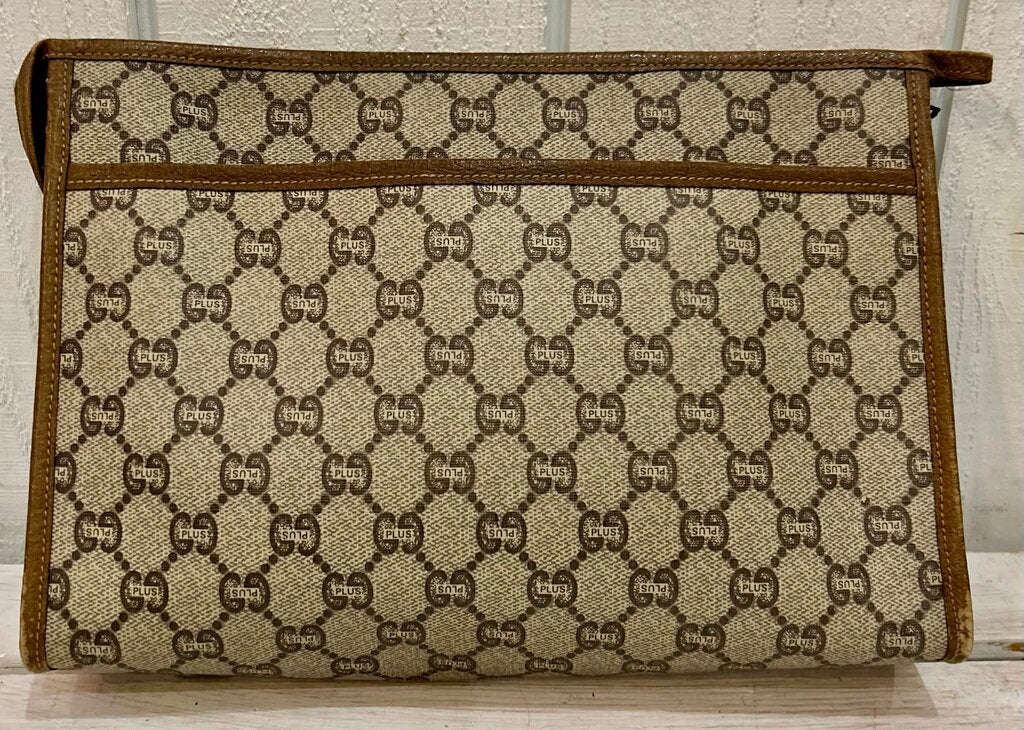Gucci Vintage GG Plus Clutch