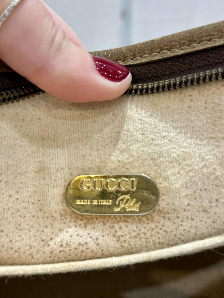 Gucci Vintage GG Plus Clutch