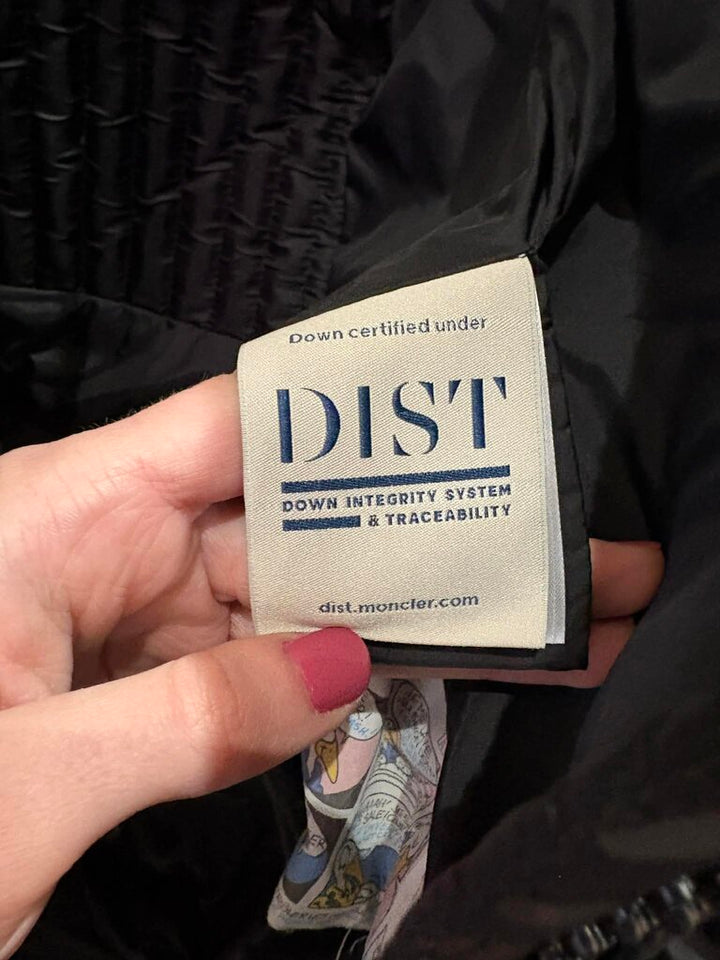 Moncler Taleve Giubbotto Down Coat - Size Small