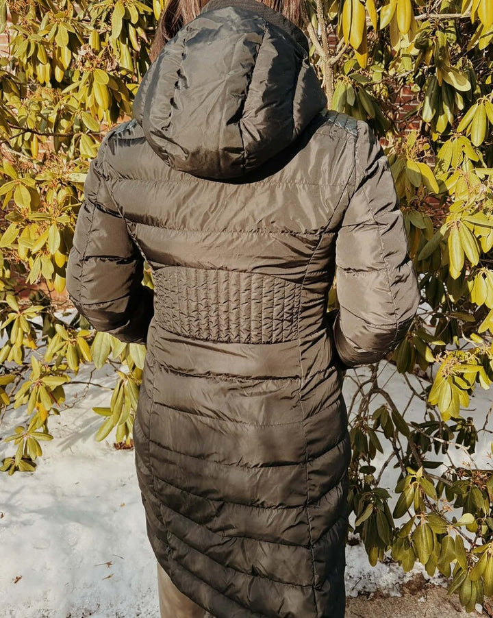 Moncler Taleve Giubbotto Down Coat - Size Small
