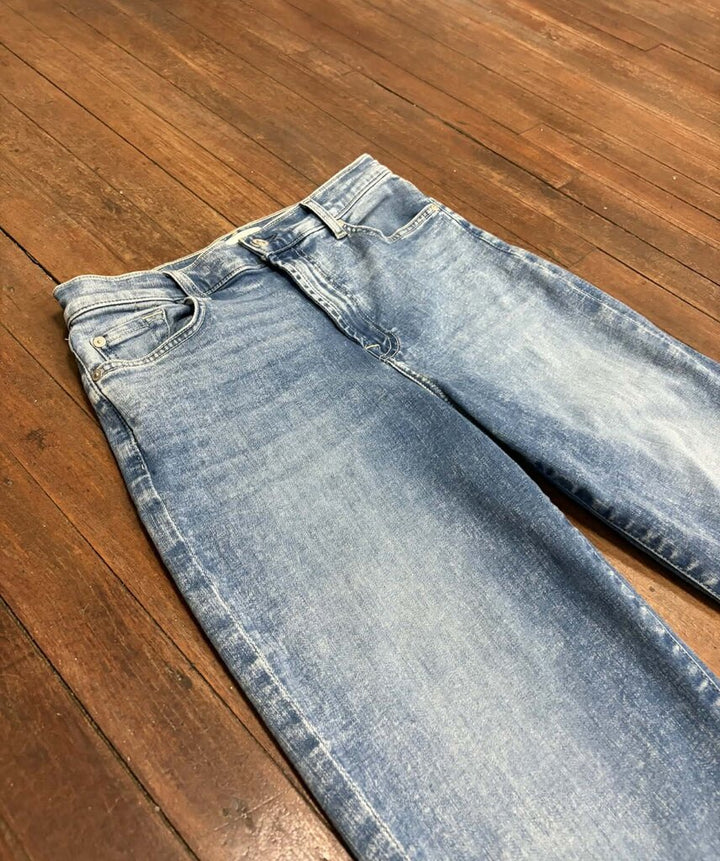 7 For All Mankind Cropped Alexa Jeans with Raw Hem - Size 29(Retails $198)
