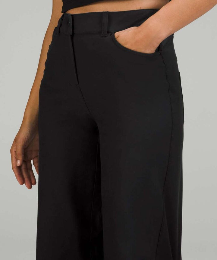 Lululemon City Sleek 5 Pocket Wide-Leg High-Rise Pant in Light Utilitech Black - Size Small(Retails $128)$
