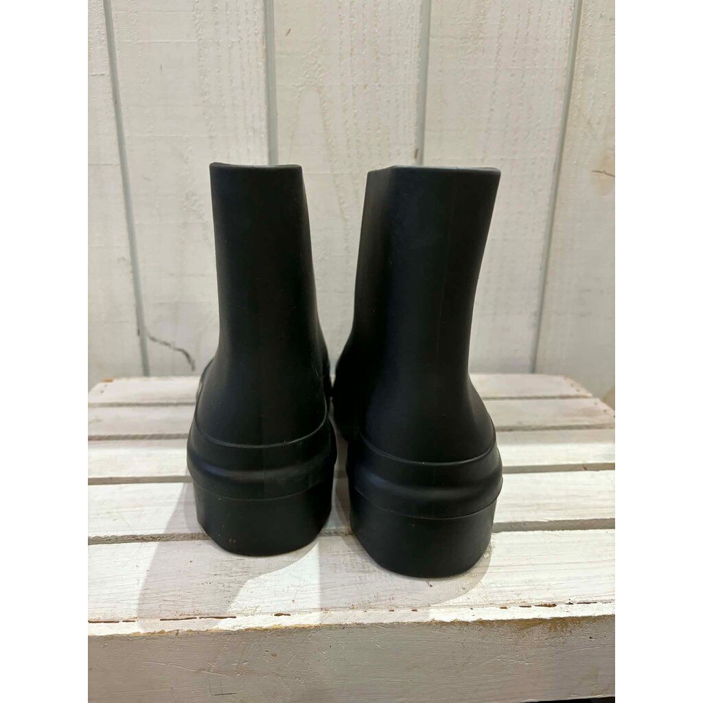 Vince Nia Ankle Rainboots - Size 8 (Retails for $198)