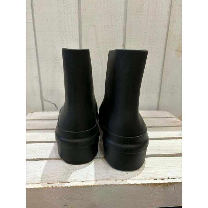Vince Nia Ankle Rainboots - Size 8 (Retails for $198)