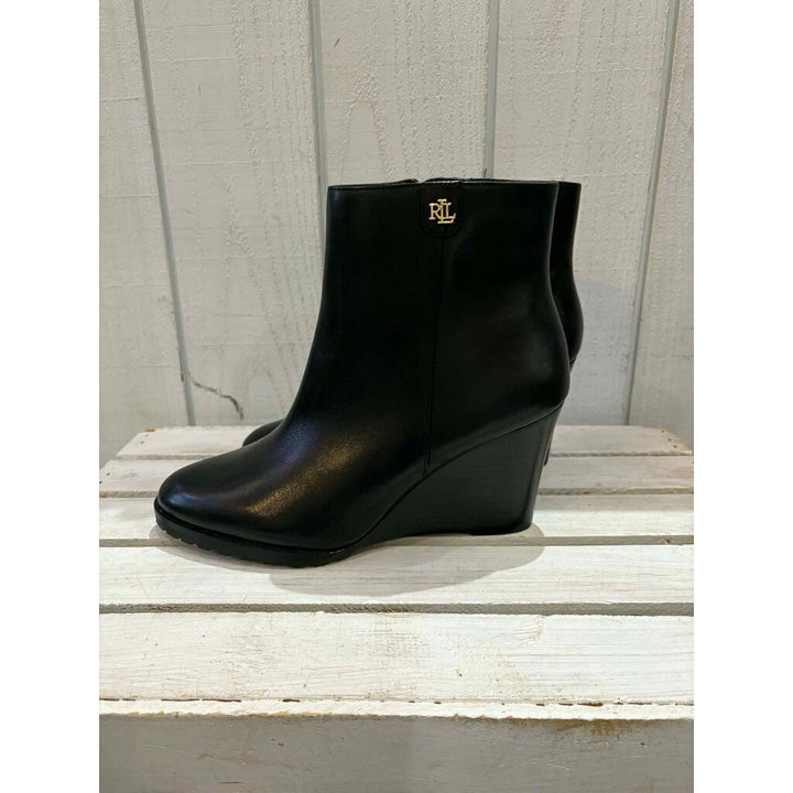 Ralph Lauren Shaley Boots - Size 8