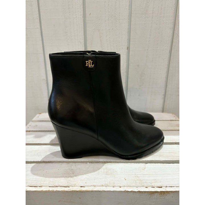 Ralph Lauren Shaley Boots - Size 8