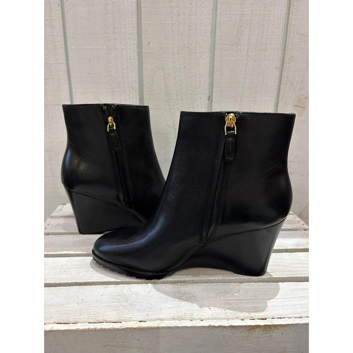 Ralph Lauren Shaley Boots - Size 8