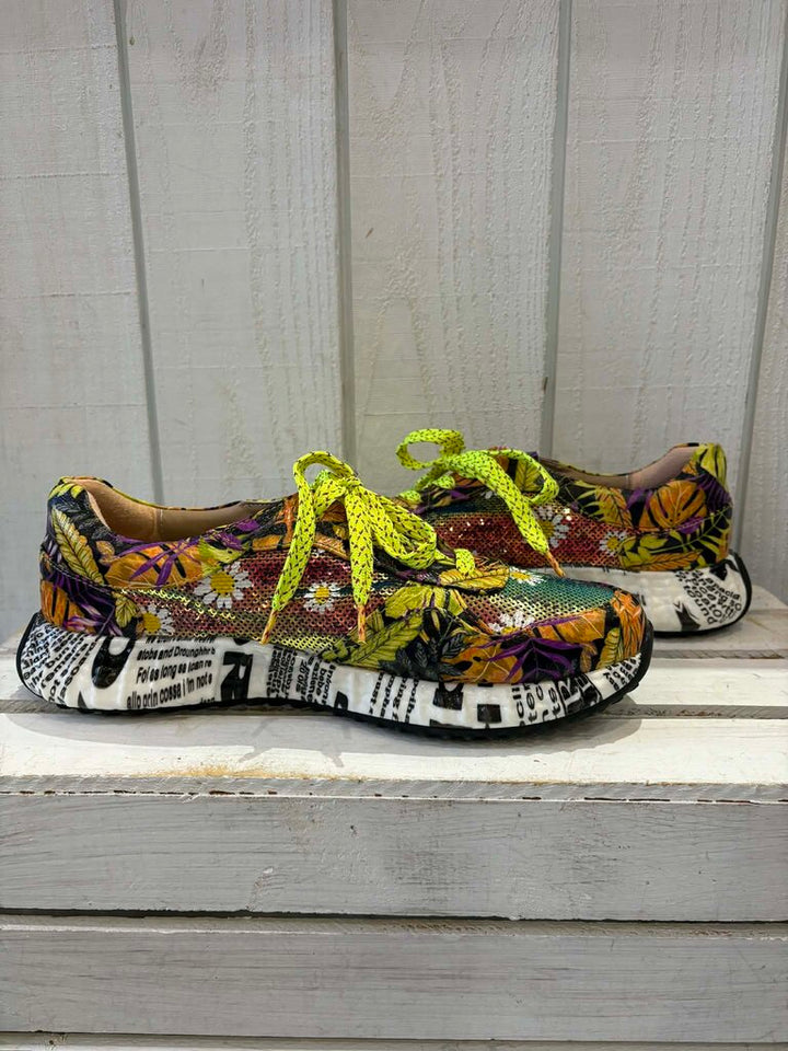 L'Artiste Zingy Sneakers - Size 41 (Retails for $159)