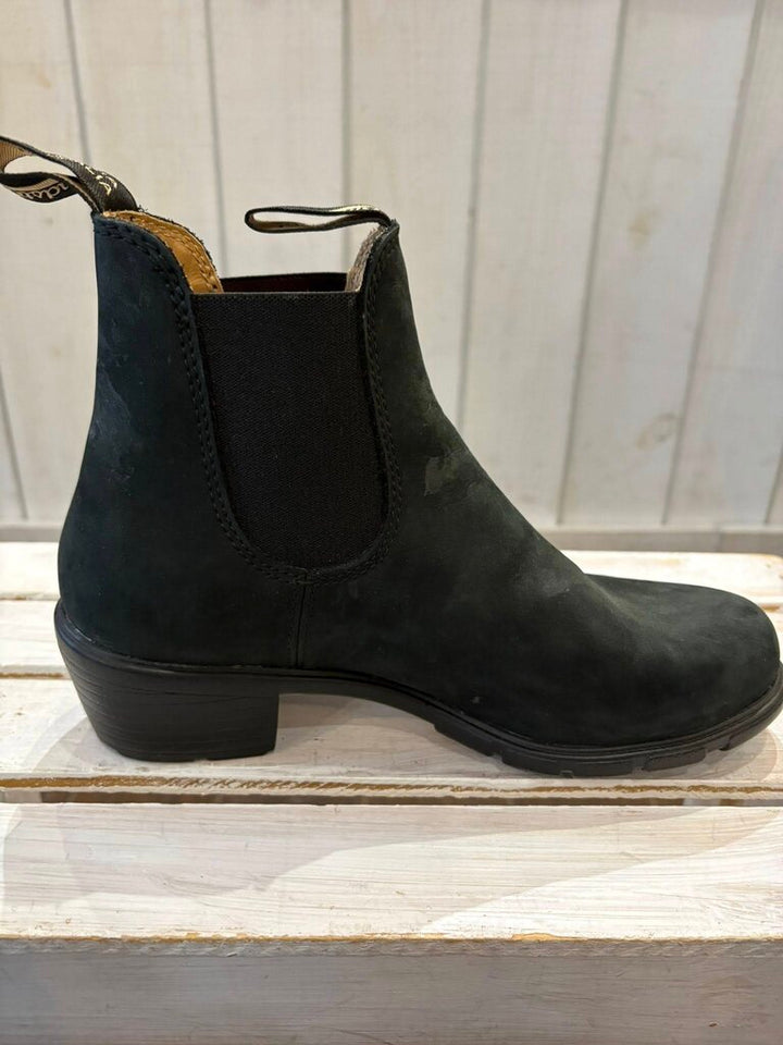 Blundstone Heeled Leather Chelsea Boots - Size 8