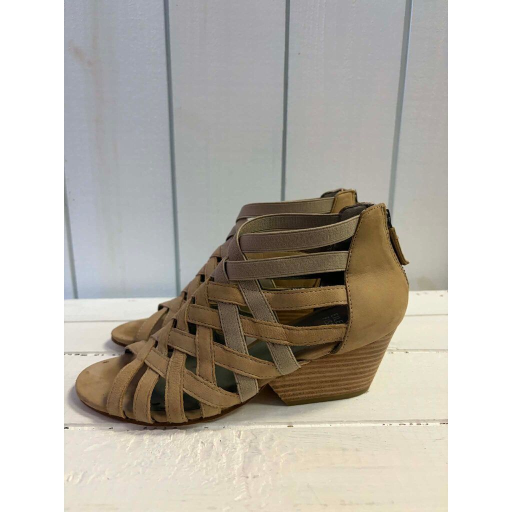 Eileen Fisher Oodle Tumbled Nubuck Leather Heeled Sandals - Size 6.5