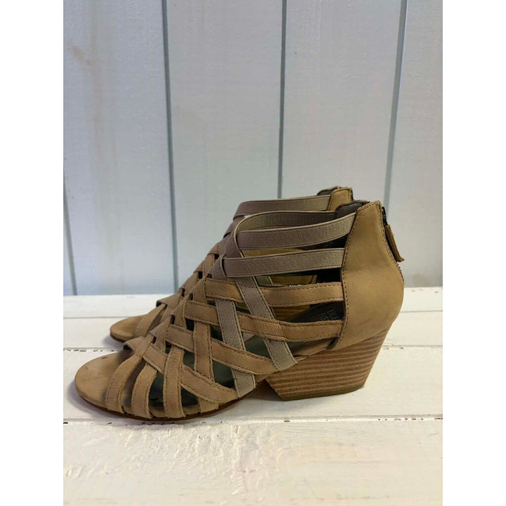 Eileen Fisher Oodle Tumbled Nubuck Leather Heeled Sandals - Size 6.5