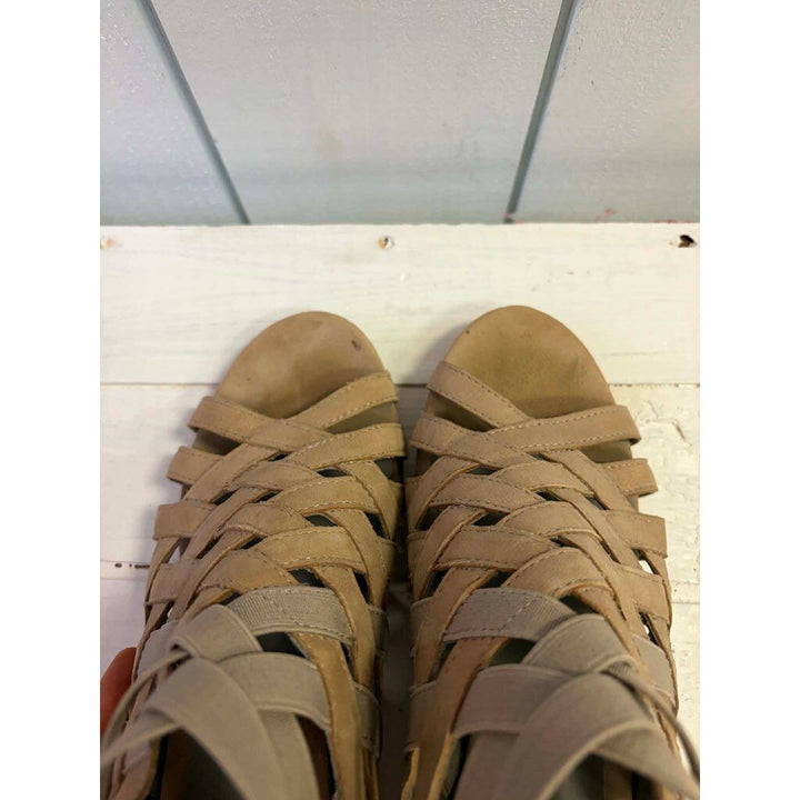 Eileen Fisher Oodle Tumbled Nubuck Leather Heeled Sandals - Size 6.5