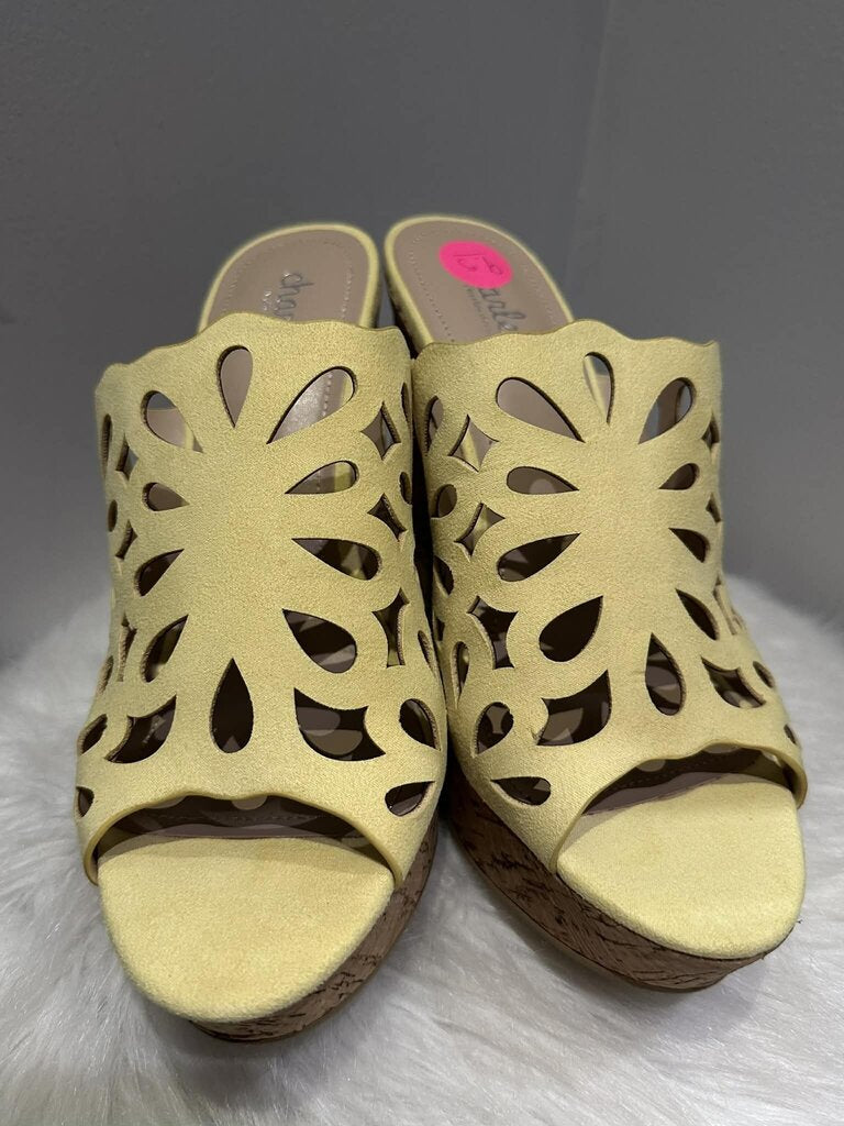 Charles David April Cutout Wedges - Size 9.5