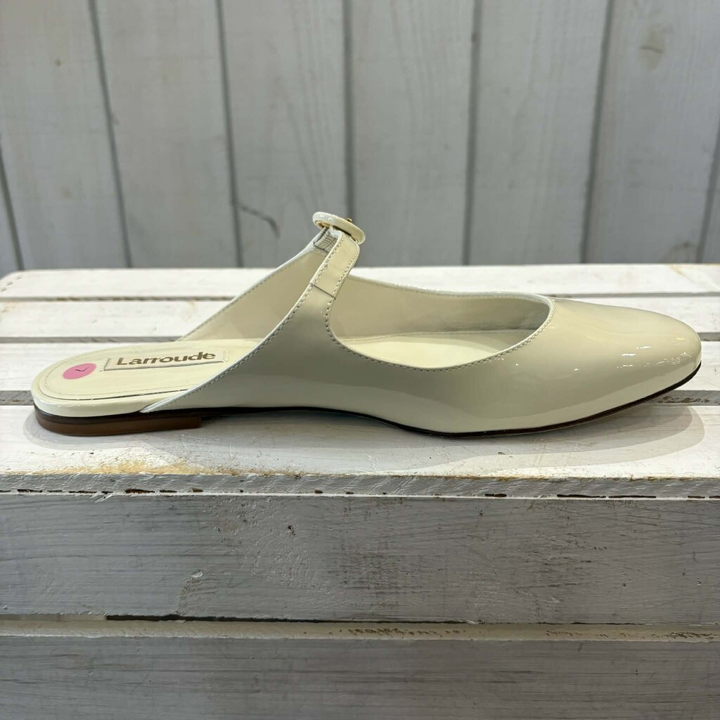 Larroude Blair Flat Mule In Ivory Patent Leather - Size 7