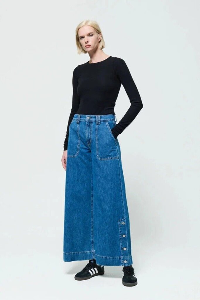 Etica Matis High Waist Ultra Wide Leg NWT Jeans in Fall Breeze - Size 26 (retails $238)