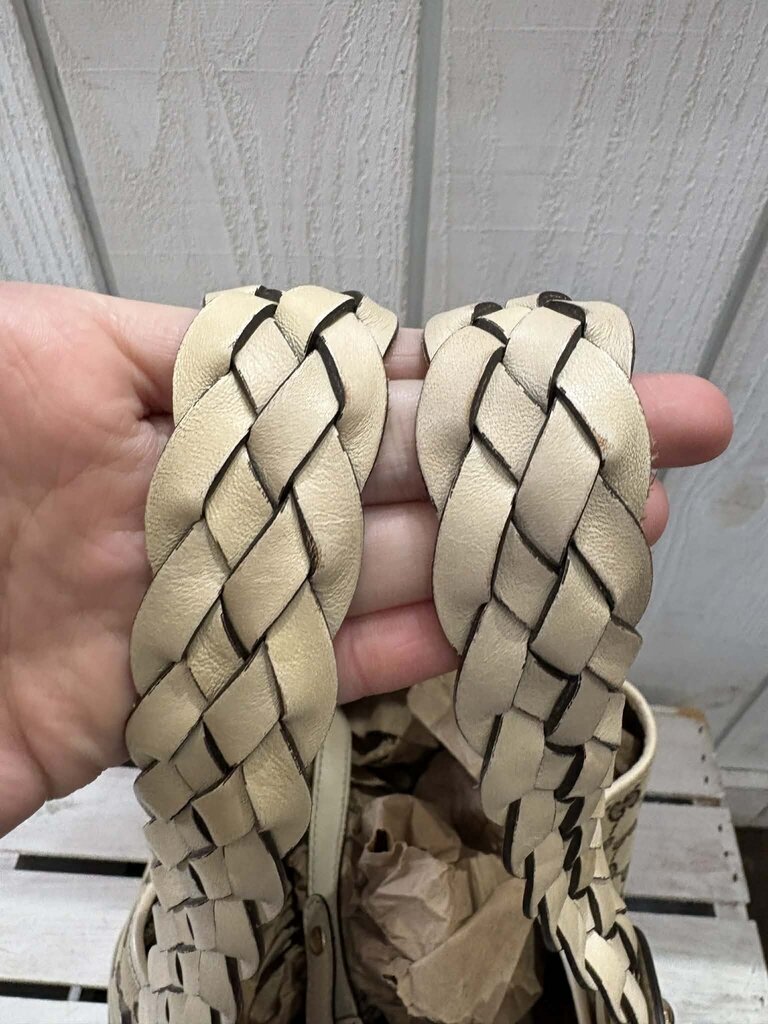 Gucci GG Canvas Pelham Shoulder Bag