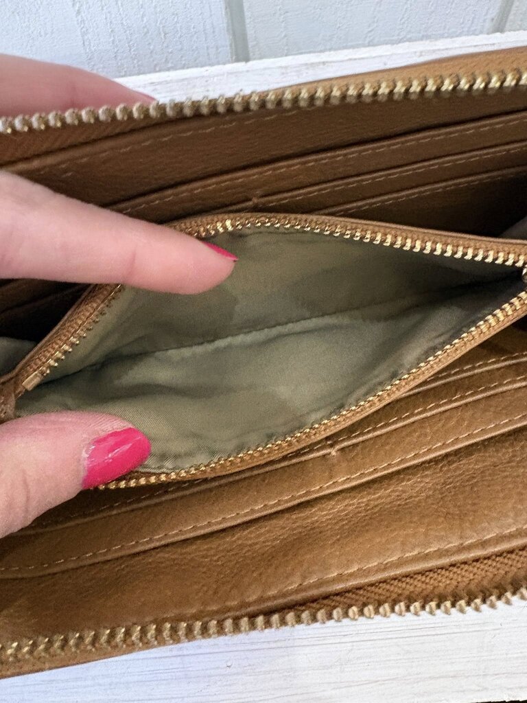 Tory Burch Amanda Continental Zip Wallet