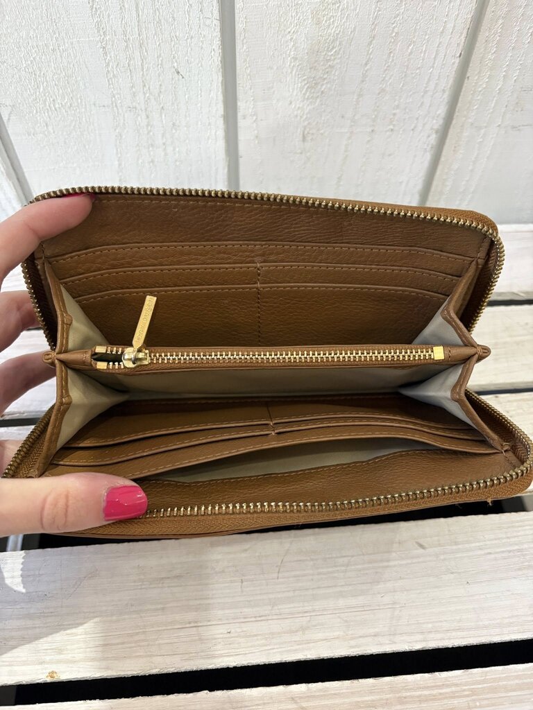 Tory Burch Amanda Continental Zip Wallet