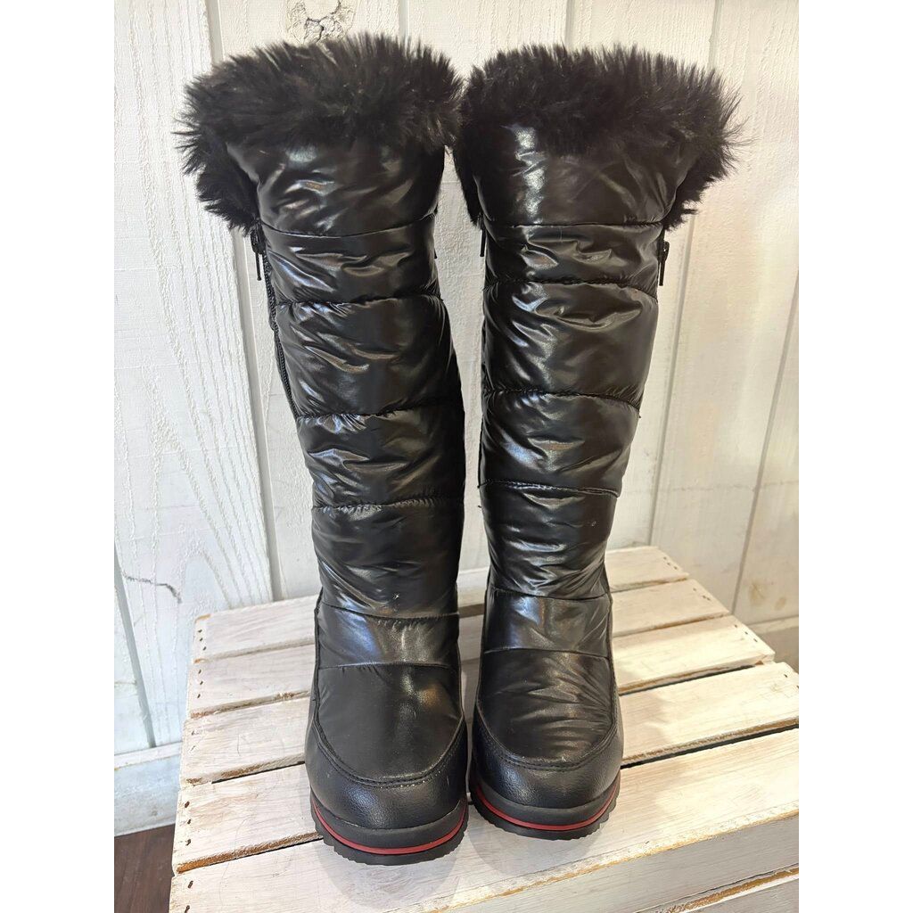 Cougar Canada Bistro Waterproof Winter Boots - Size 8