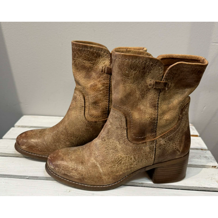 Diba True West Haven Booties - Size 6