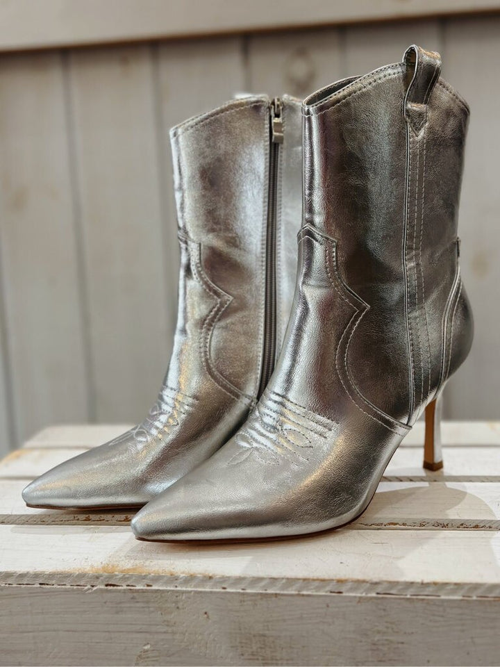 Billini Ally Boots - Size 8