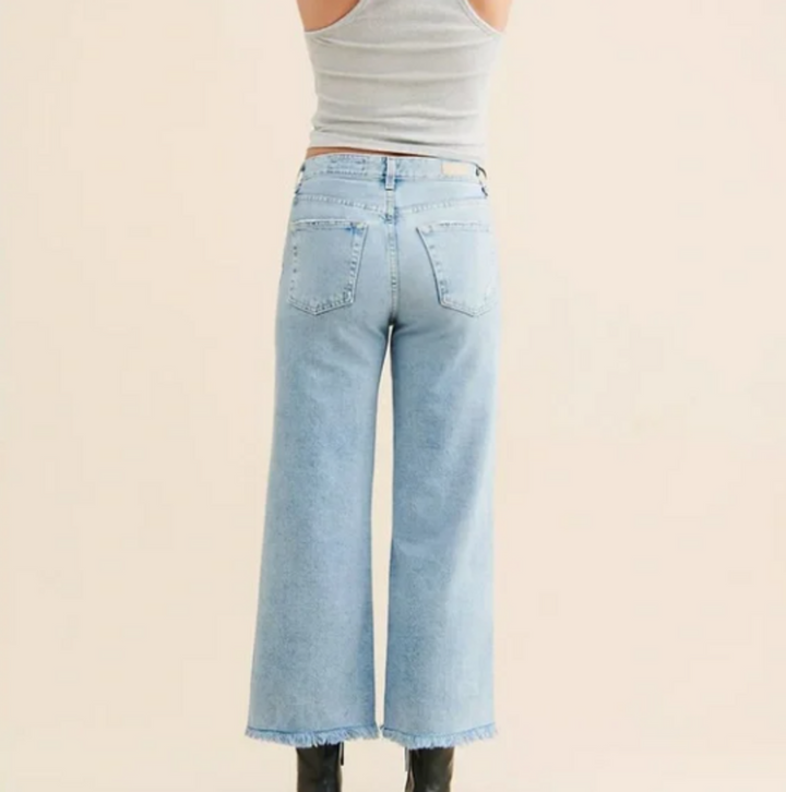 AG Denim Saige Wide Leg Crop - Size 26
