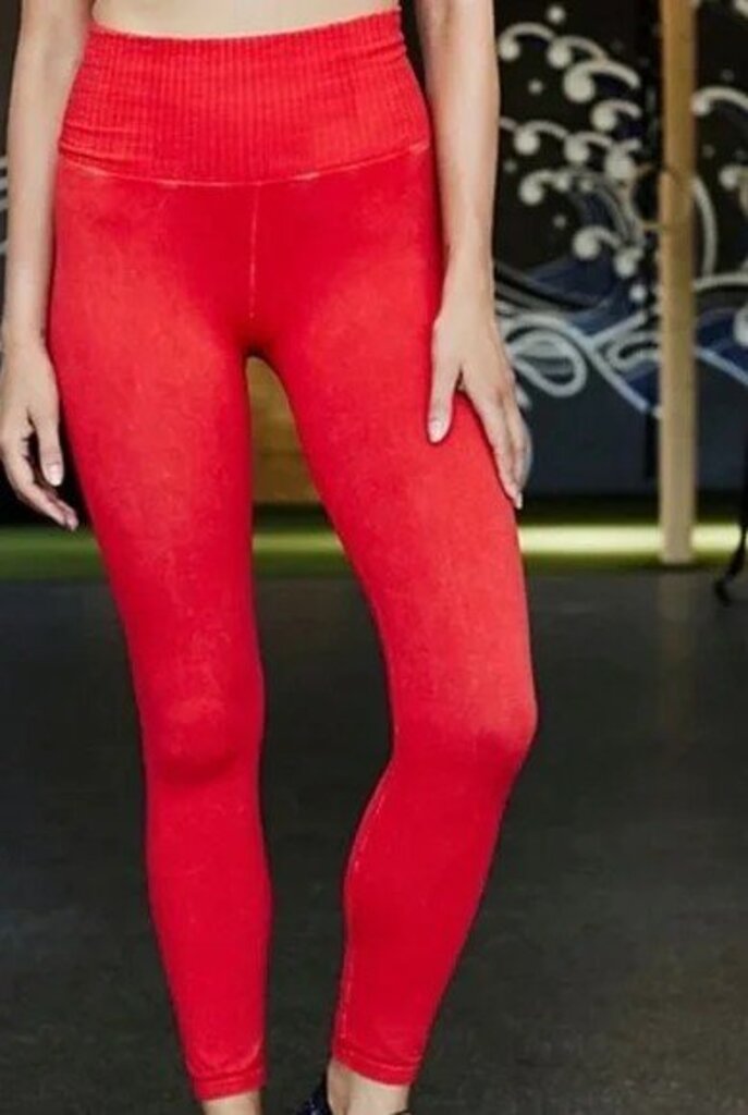 Free People Good Karma 7/8 Leggings in Red Apple - Size XS/S (Retails for $78)