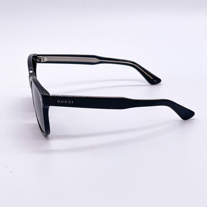 Gucci GG0050S Sunnies w/ Case