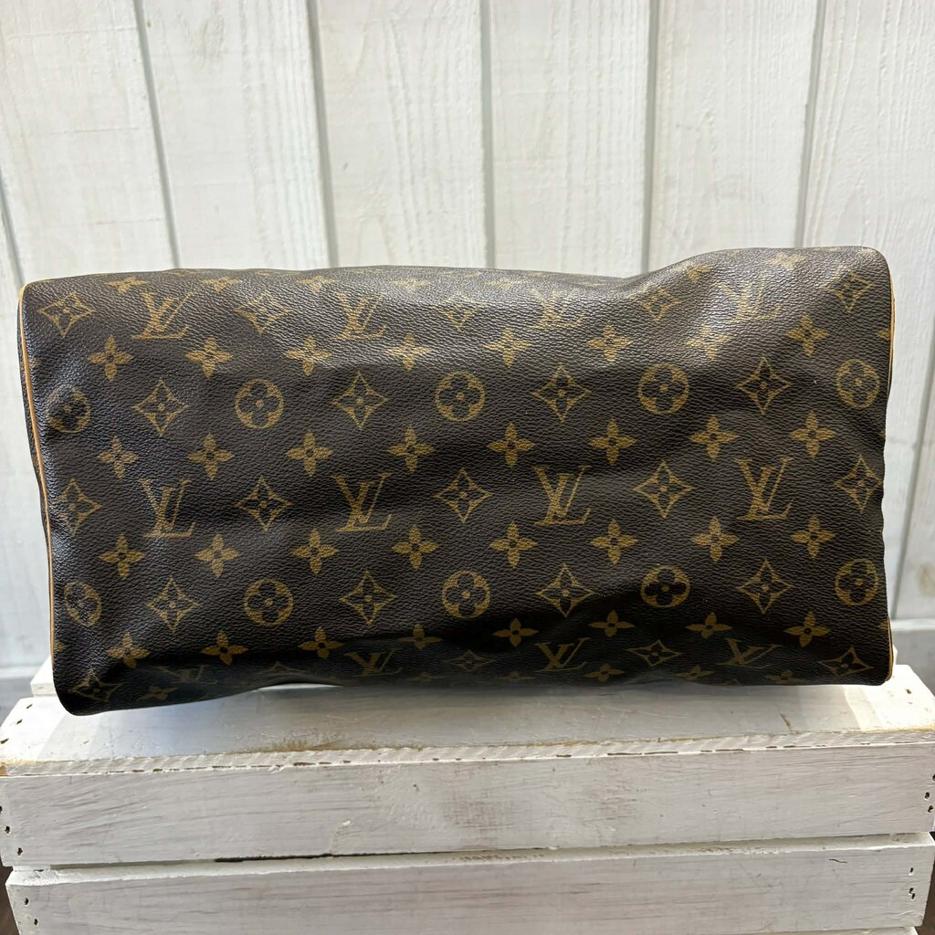 Louis Vuitton Monogram Speedy 35