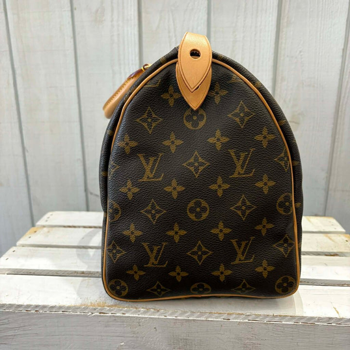 Louis Vuitton Monogram Speedy 35