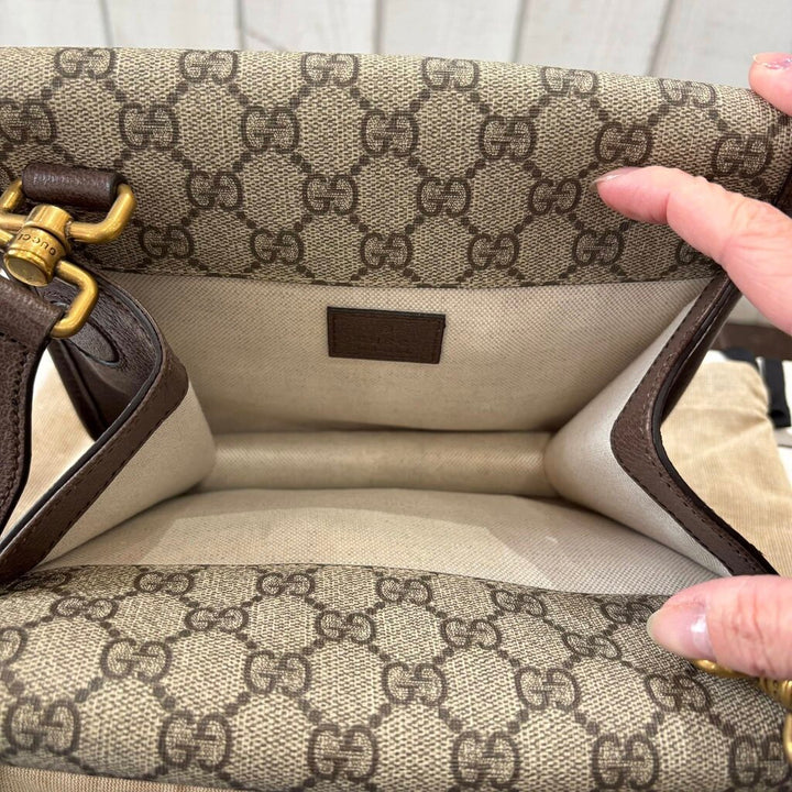 Gucci GG Neo Supreme Crossbody
